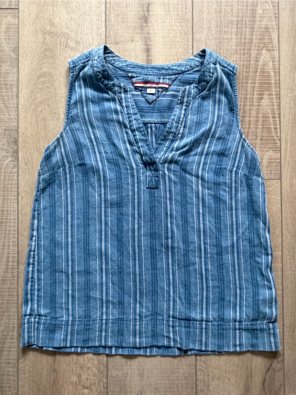 Tommy Hilfiger Blue & White Striped Chambray Denim Shirt Sz M Soft Sleeveless